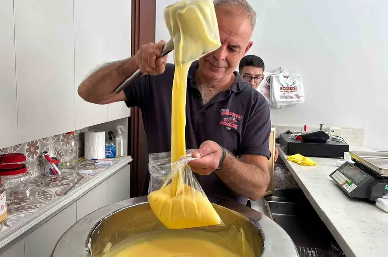 Soğuk havanın şifalı içeceği boza
