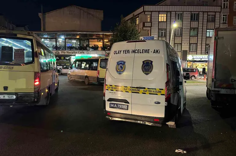 Sultangazi’de tartıştığı kişiye silahla ateş etti: 1 yaralı
