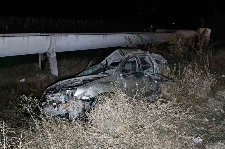 Takla atan otomobilden fırlayan şahıs hayatını kaybetti
