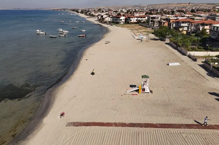 Tekirdağ sahillerinden 210 ton deniz çöpü toplandı
