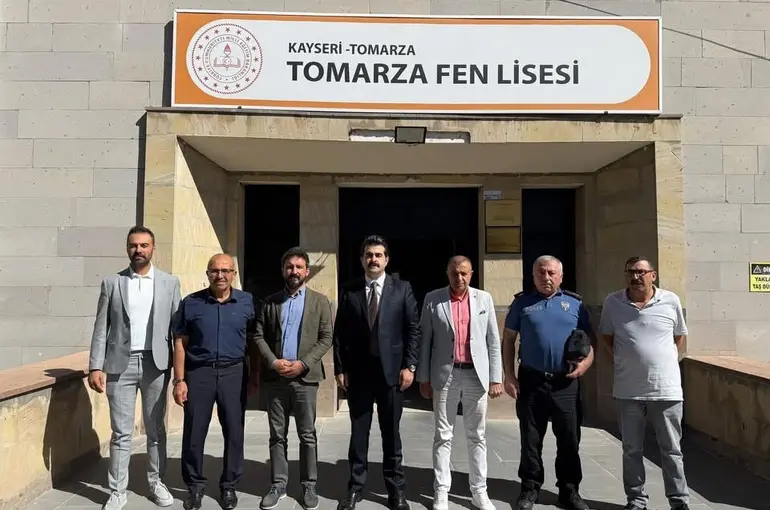 Tomarza’da yeni eğitim yılı öncesi okullarda hazırlık denetimi
