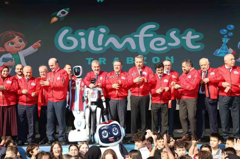 Trabzon’da bilim şenliği başladı
