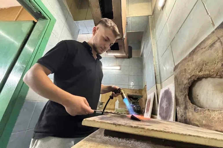 Trabzonlu Metehan, hasırın altın çocuğu oldu
