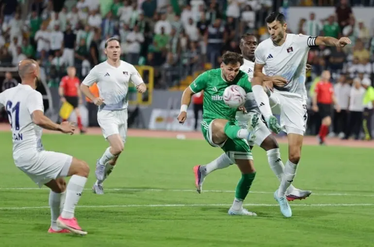Trendyol 1. Lig: Muğlaspor: 2 - Vanspor FK: 2

