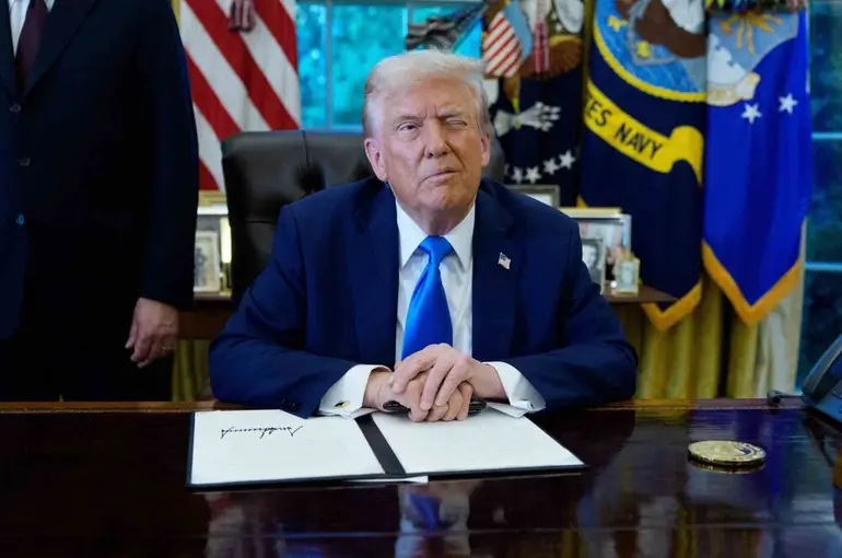 Trump’tan Venezuela’ya mahkum iadesi tehdidi: "Onları derhal kabul edin, yoksa ödeyeceğiniz bedel hesaplanamaz"
