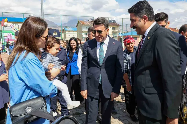 Tunceli’de En İyi Narkotik Polisi Annedir Projesi
