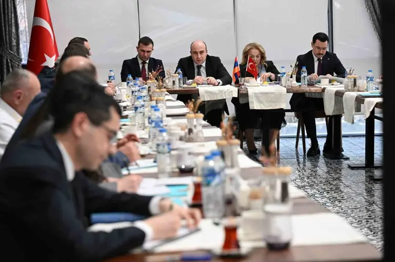 Türkiye ile Ermenistan arasında düzenlenen ’Ortak Çalışma Grubu Toplantısı’ Kars’ta gerçekleştirildi
