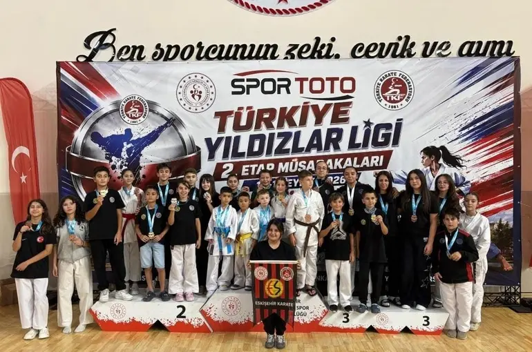 Türkiye Spor Toto Yıldızlar Ligi Karate Şampiyonası, Eskişehir’de gerçekleştirildi
