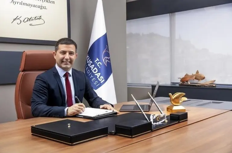 Tutuklanan Kuşadası Belediye Başkanı Günel görevden uzaklaştırıldı
