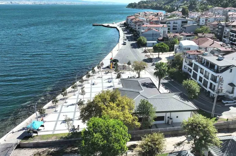 Ulaşlı sahiline 460 metrelik dalga kırıcı set yapıldı
