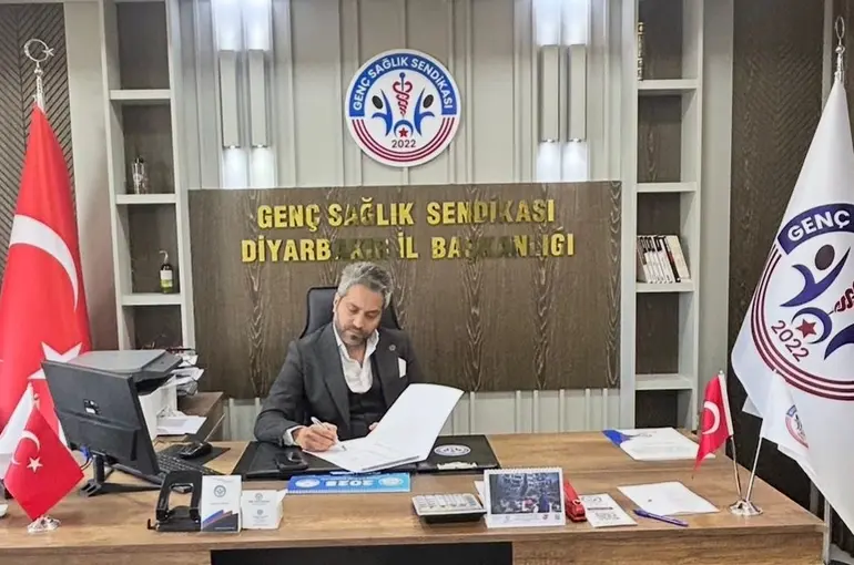 "Üniversite çalışanlarının becayiş umuduyla oynanmasını kabul etmiyoruz"
