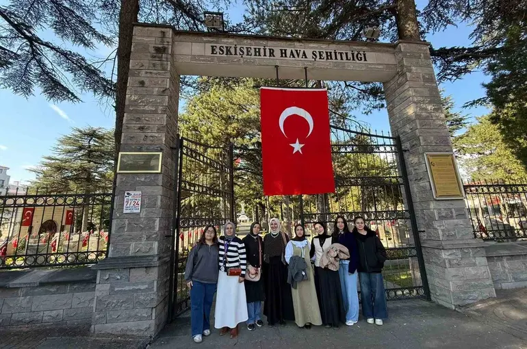 Üniversiteli gençlere şehir tanıtıldı
