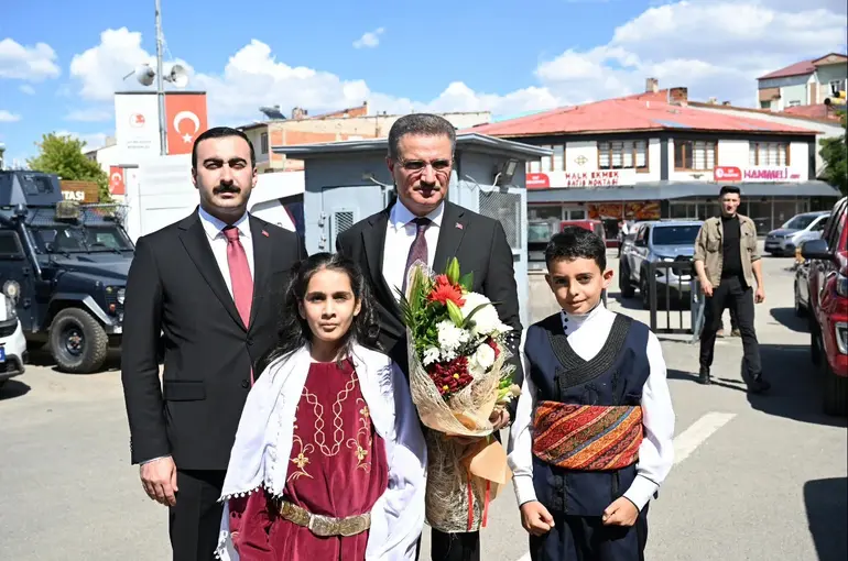 Vali Baruş’tan eğitimin aksamaması talimatı
