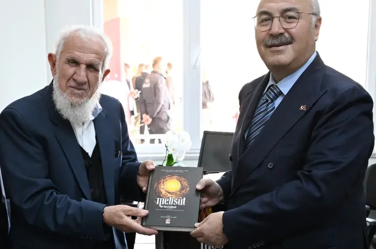 Vali Köşger; "İslam, okyanus gibidir"
