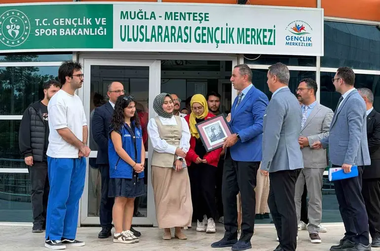 Vali Yardımcısı Cehveroğlu, Uluslararası Gençlik Merkezi’nde inceleme yaptı
