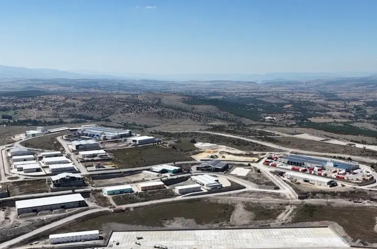 Vezirköprü ve Havza OSB’de yatırımlar hız kazanıyor

