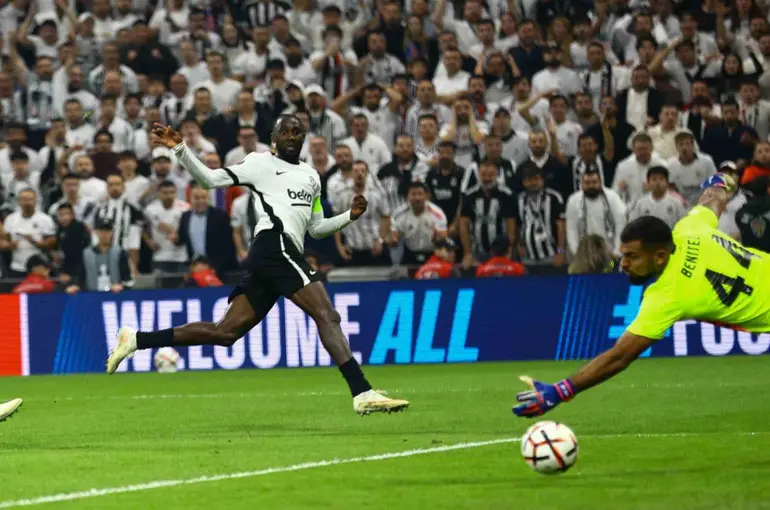 Wilfred Ndidi, ilk golünü attı
