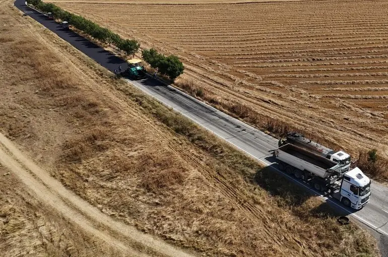 Yağcı Mahallesi yolunda ikinci etap asfalt çalışması tamamlandı
