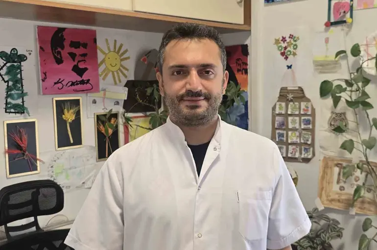 Yaz aylarında artan ishal vakalarında sıvı kaybına dikkat açıklaması
