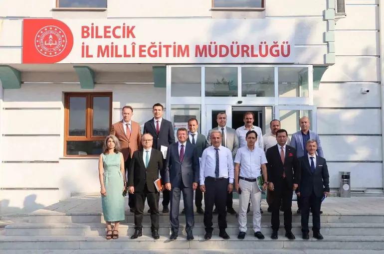 Yeni eğitim öğretim yılı hazırlıkları değerlendirildi

