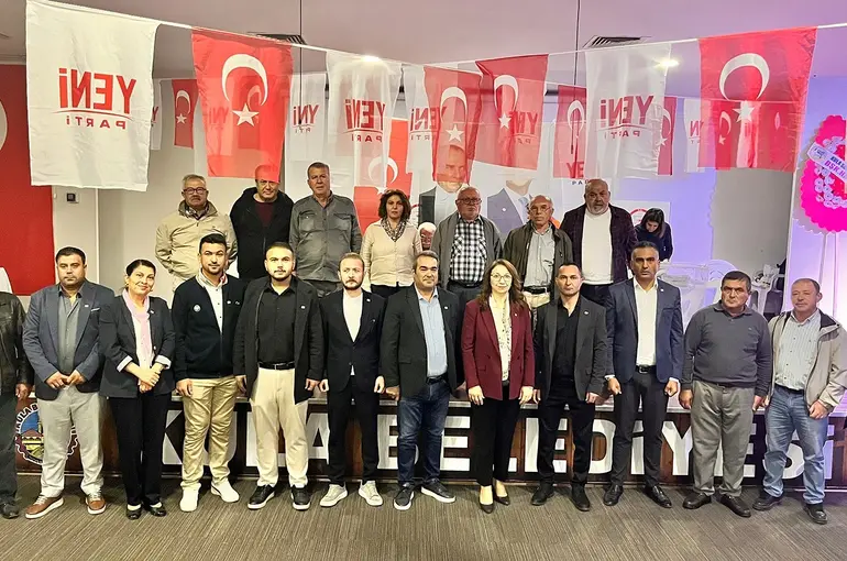 YENİ Parti Kula’da Esen Çınar yeniden başkan
