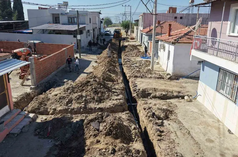 Yeşilköy’ün 40 yıllık içme suyu altyapısı yenilendi
