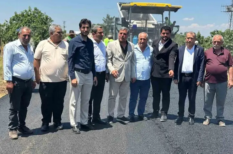Yoğun yağış döneminde tahrip olan yollar asfaltlandı, vatandaşlar adak kurbanı kesti
