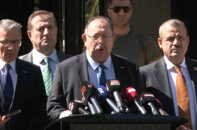 YSK, CHP İstanbul İl Kongresi’nin devamına karar verdi
