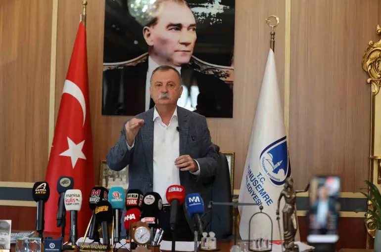 Yunusemre’ye 4 çok amaçlı salon, 3 çocuk kültür merkezi geliyor
