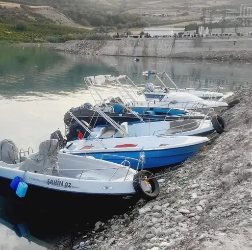 Zabıtanın uyarısının ardından teknecilerden liman çağrısı
