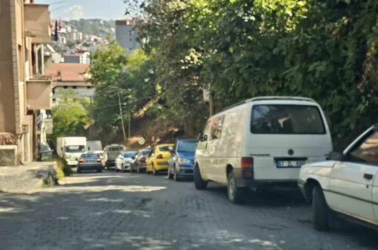 Zonguldak’ta hatalı park çileden çıkarttı; vatandaşlar ’duba’ istiyor
