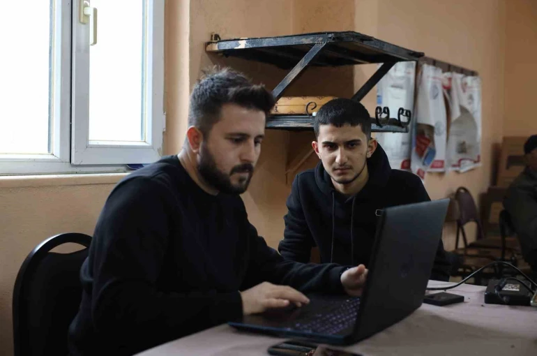 15 dakikada toprak yapısına uygun gübreleme programı hazırlanıyor