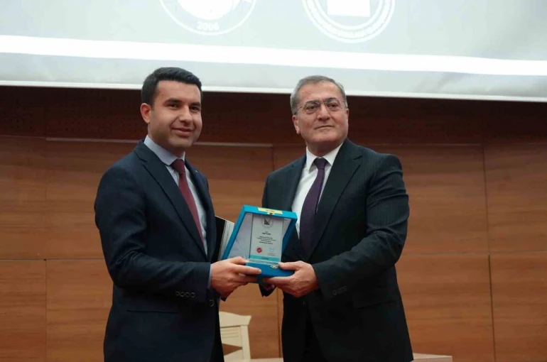 151 tez yazısının yarıştığı "6. Muhammed İhsan Oğuz Araştırma Ödülleri" sahiplerini buldu