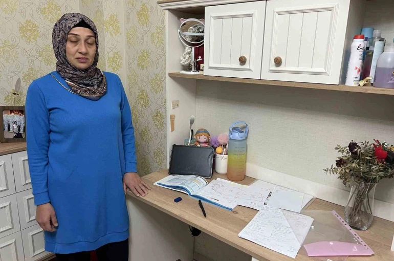 18 yaşındaki kızdan geriye son çalıştığı notları kaldı