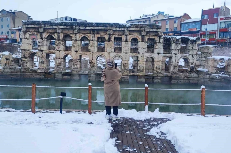 2 bin yıllık Roma hamamında masalsı görüntüler