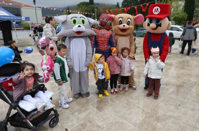 23 Nisan’da Muğla çocukların neşesiyle renklendi