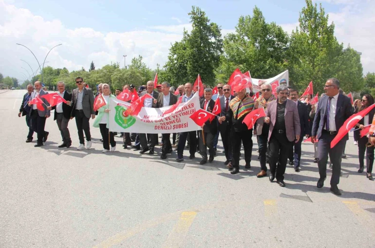 33 yıl önce katledilen 33 Mehmetçik dualarla anıldı