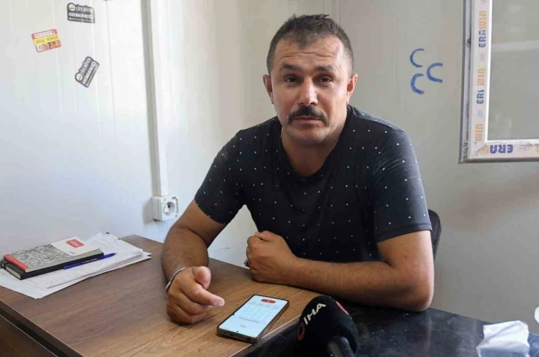40 aydır yaşadığını kanıtlamaya çalışan adam ‘Gözün aydın’ sözleriyle müjdeli haberi aldı