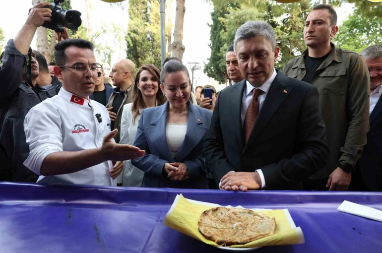 "5. FoodFest Antalya Uluslararası Gastronomi Festivali" kapılarını açtı