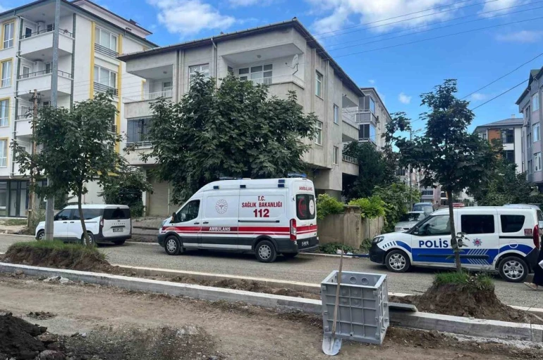 53 yaşındaki kadın ölü bulundu