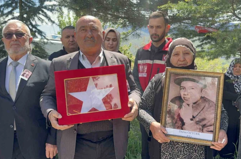 61 yıllık mezar taşı, şehidiyle birlikte Tokat’a geldi