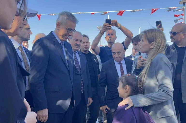 7 yaşındaki Yağmur hem baba hem de dayısına sigarayı bıraktırdı