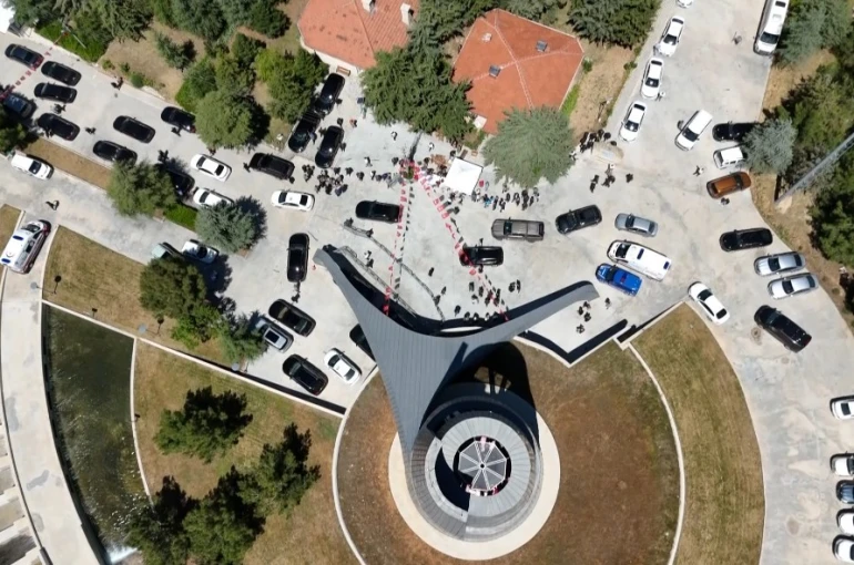 9. Cumhurbaşkanı Süleyman Demirel’in 11’inci yıl anmasına katılımın az olduğu gözlendi