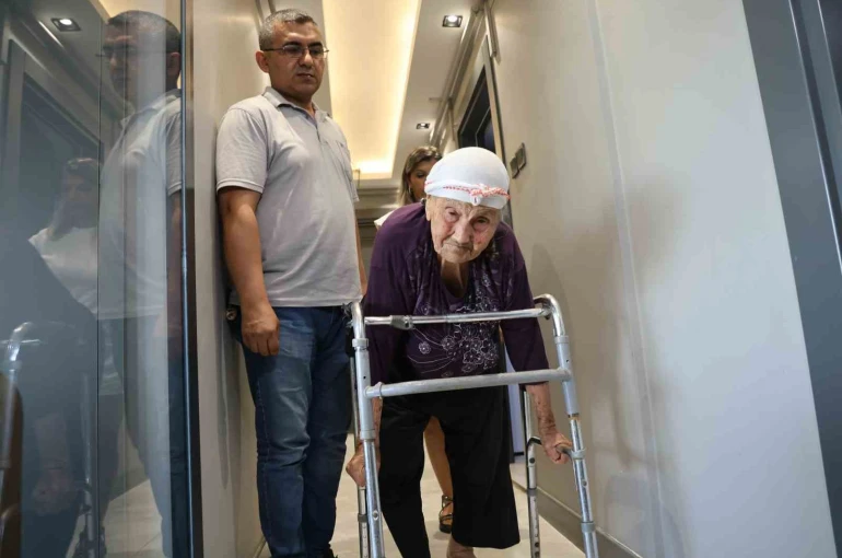 95 yaşındaki kadının torunu ve kızından arsa tuzağı 