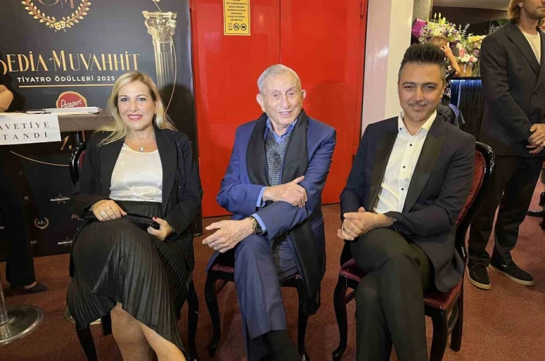 98 yaşındaki Haldun Dormen, ’Hisseli Harikalar Kumpanyası’ ile rekor kırdı