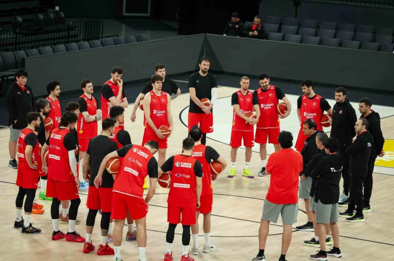 A Milli Erkek Basketbol Takımı, Sırbistan maçı hazırlıklarına başladı 