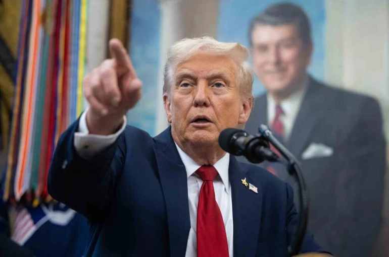 ABD Başkanı Trump: "Dört hafta içerisinde Çin Devlet Başkanı Xi ile görüşeceğim"