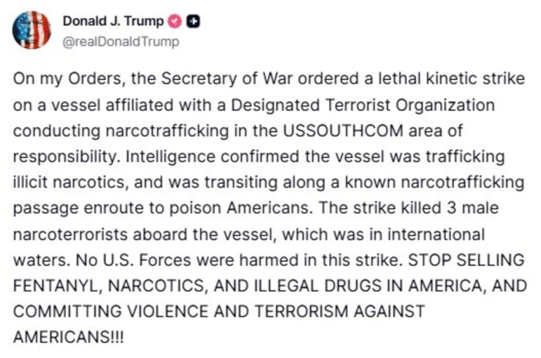 ABD Başkanı Trump: "Uyuşturucu taşıyan bir tekneye saldırı düzenleyerek 3 narko-teröristi öldürdük"