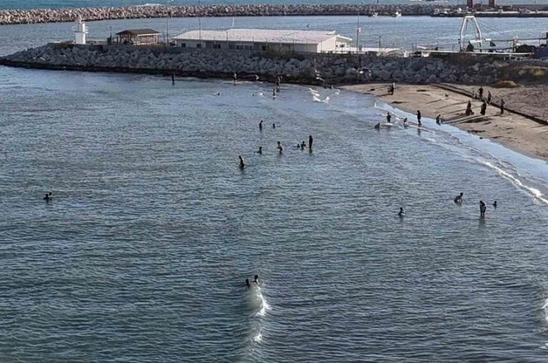 Adana’da ekim ayında deniz keyfi