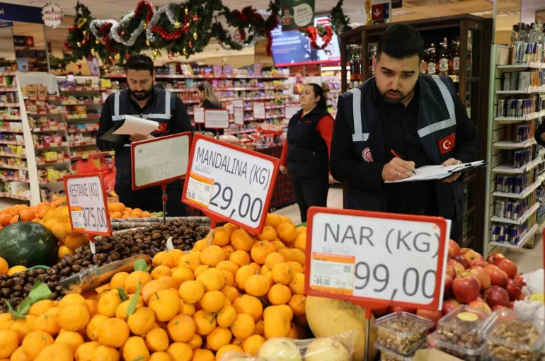 Adana’da yeni yıl öncesi eş zamanlı fahiş fiyat denetimi